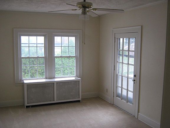 5th image of 1704 Market Ave N #3
