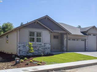 1295 NE Cobbler Ct, Estacada, OR 97023