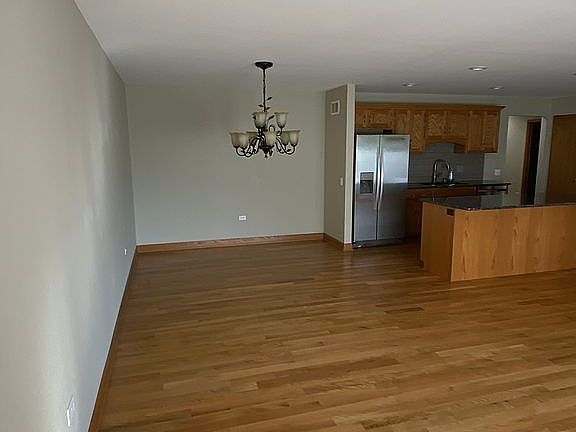 4th image of 17835 Columbus Ct #15
