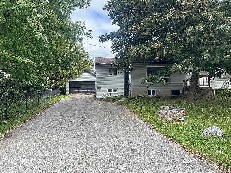 1st image of 15395 Bayview Ave