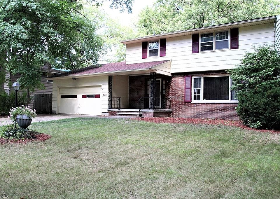 1st image of 818 Red Hill Dr