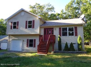 951 Mohican Rd, East Stroudsburg, PA 18302