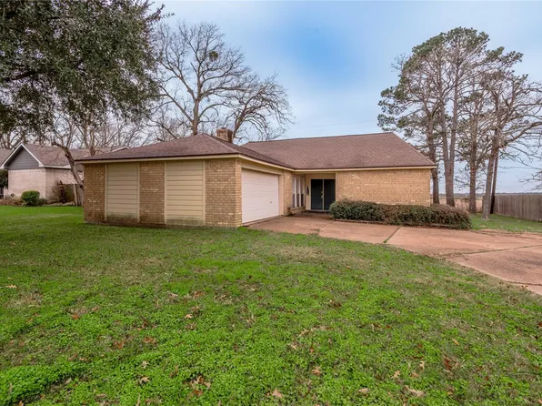 114 Timberline Dr, Huntsville, TX 77320