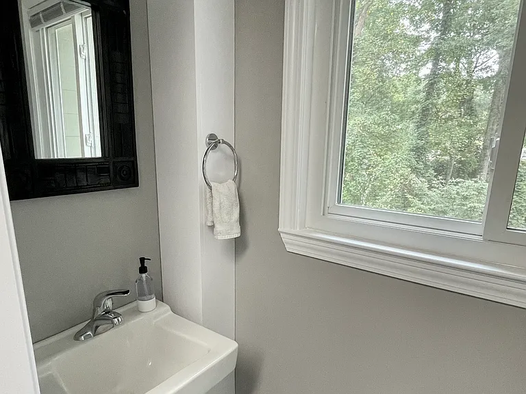1103 Palafox Dr NE — Photo 29
