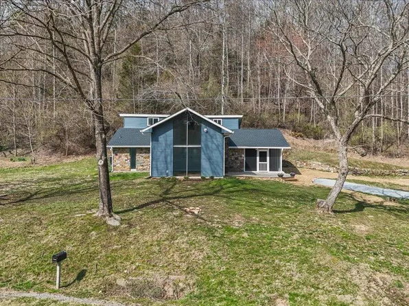 3271 Lunsford Mill Rd, Hiltons, VA 24258