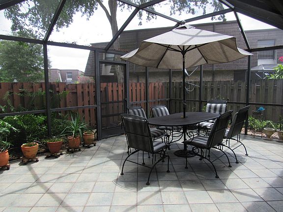 3rd image of 2595 NW 99 Avenue #2595
