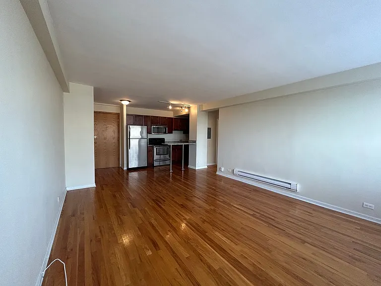 4180 Marine Terrace Apartments — Photo 126