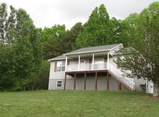 56 Spring Mountain Rd, Fairview, NC 28730