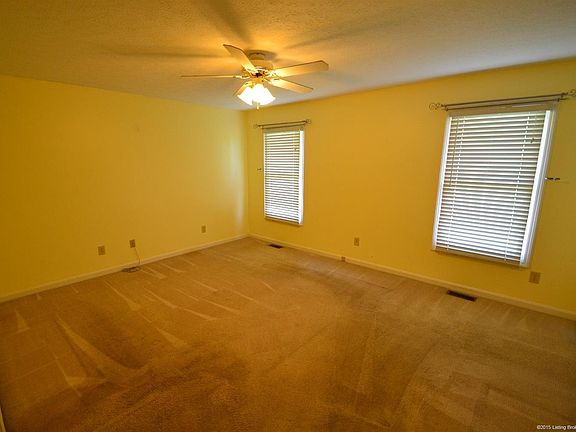 5th image of 7742 Four Leaf Dr