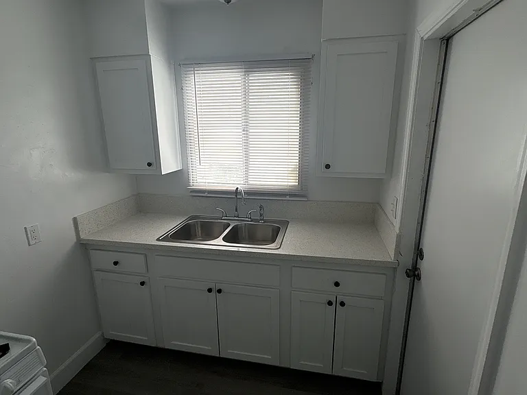 671 Virginia Cir #D — Photo 10
