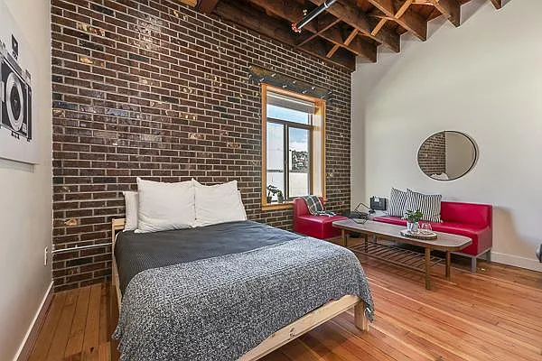 290 Burnett Ave S #207 — Photo 9