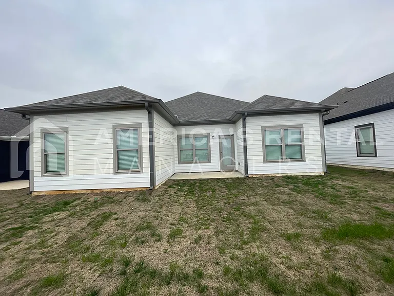 2158 Ellsworth Loop Rd — Photo 37