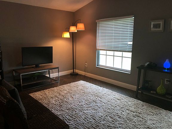 2nd image of 40 Orchard Ct