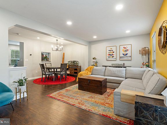 2nd image of 6225 Bella Dr