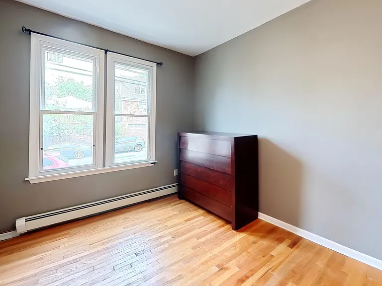 305 Cator Ave #1F — Photo 6