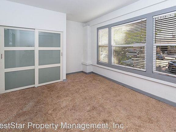 3rd image of 237 Linden Ave APT 01