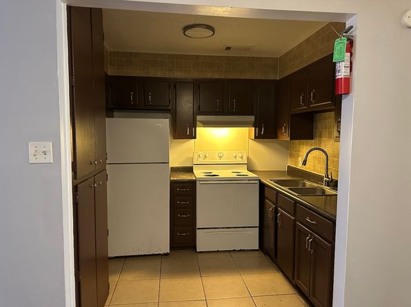 250 Cypress Ln #51E561812