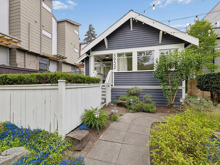 5932 California Ave SW #B — Photo 1