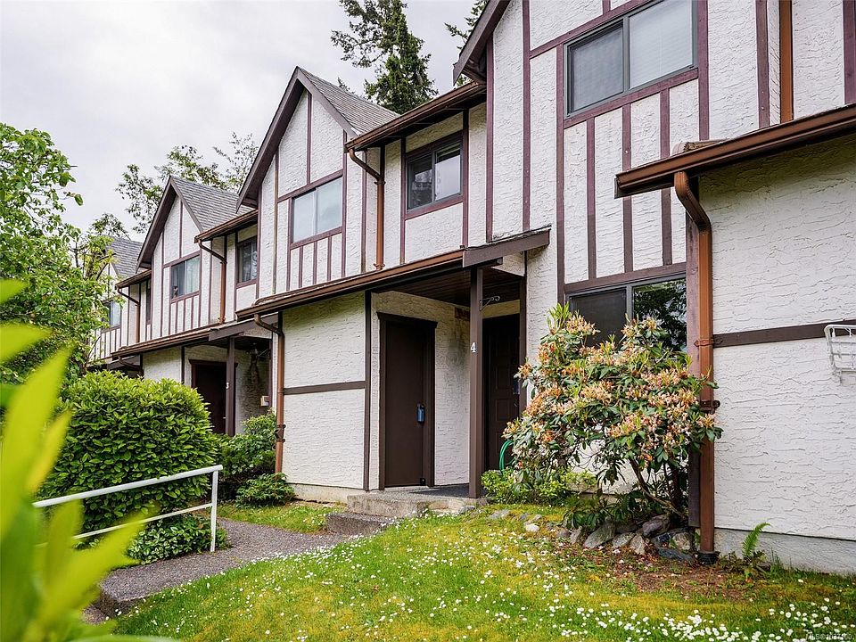 1st image of 379 Wale Rd #4