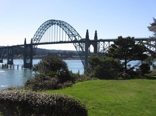 1133 SW 12th St UNIT A, Newport, OR 97365