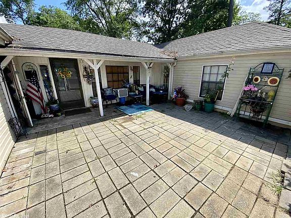 4th image of 228 Lake Hamilton Dr
