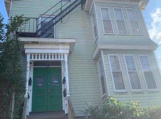 121 Pleasant St #2, Providence, RI 02906