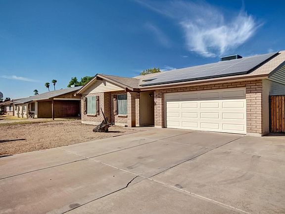 Front, 2 Car Garage, RV Gate