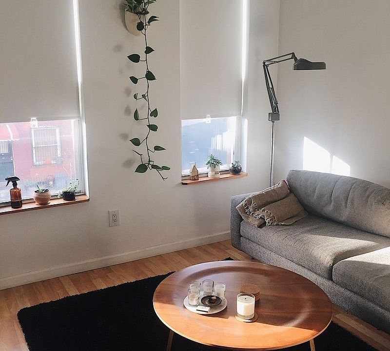 1st image of 245 Nassau Ave #2