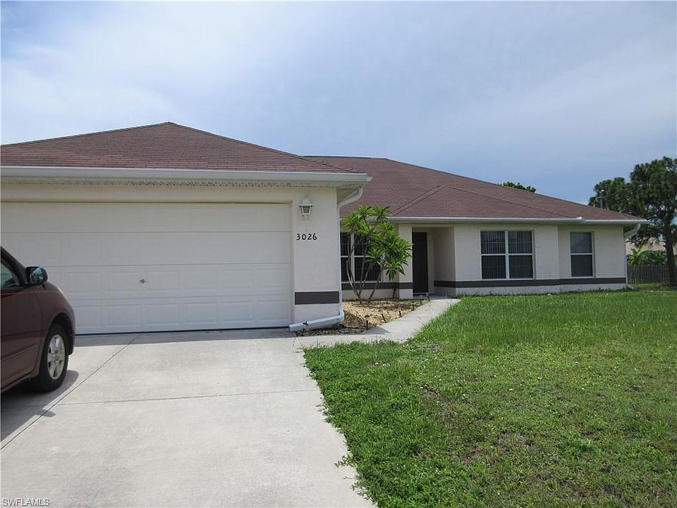 1st image of 3026 Chiquita Blvd S