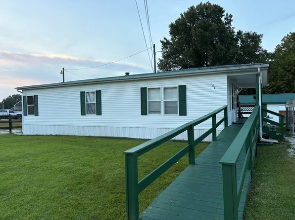 168 W Church St, Stanton, KY 40380