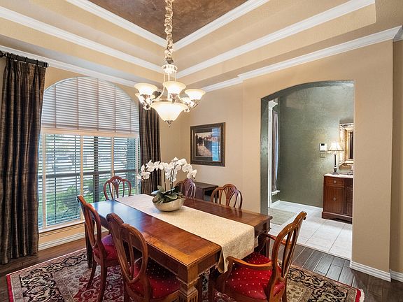 5th image of 8945 Kingston Ct
