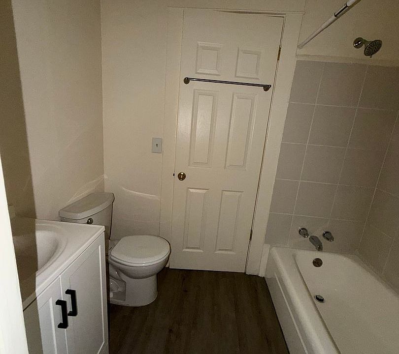 1st image of 1206 E McKinley St