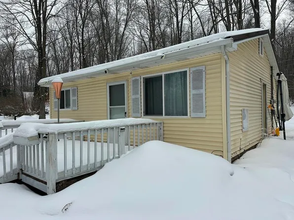 3460 N Harrison Ave, Harrison, MI 48625