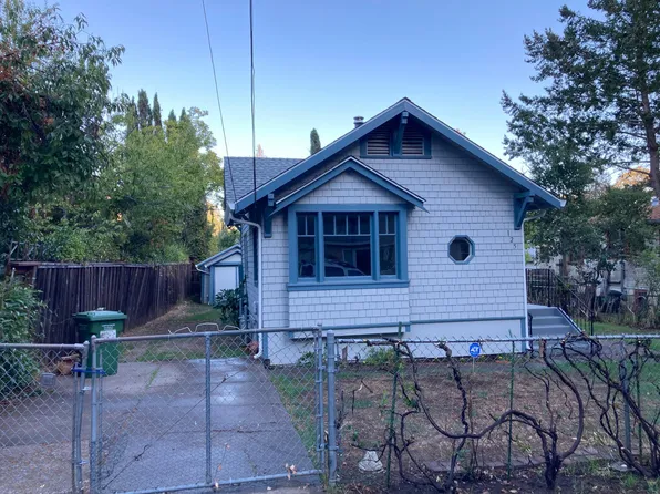 125 Manor Rd, Fairfax, CA 94930
