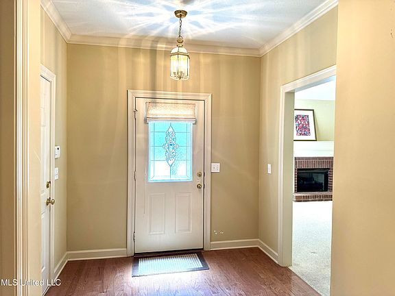5th image of 860 N Deerfield Dr