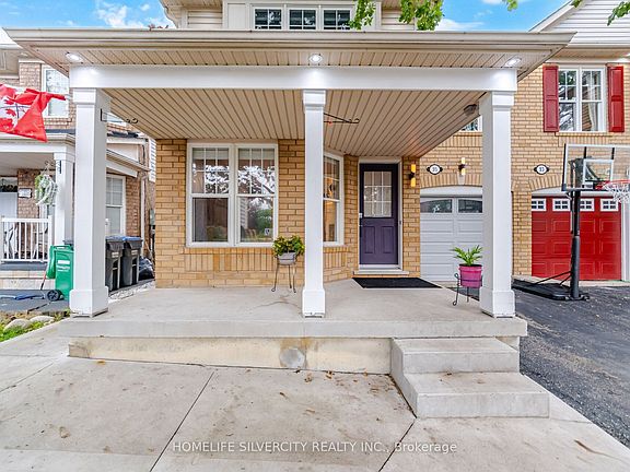 5th image of 95 Sweetwood Cir