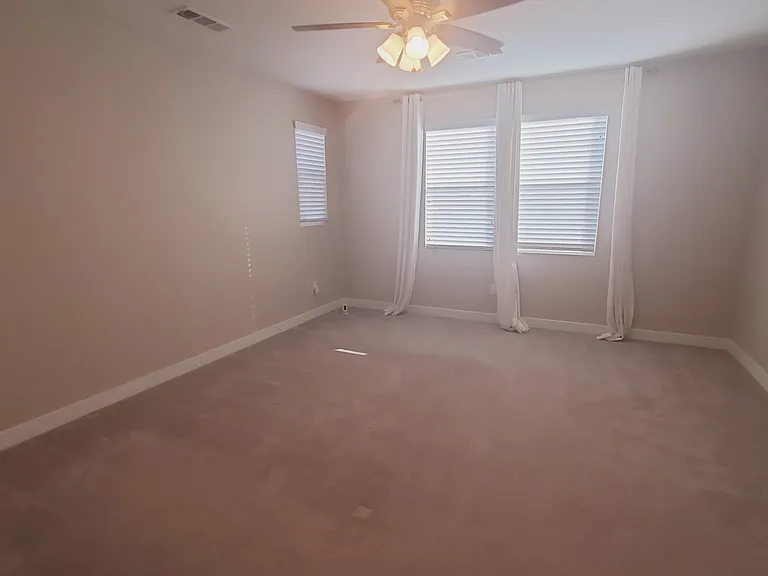 10816 Horizons Dr — Photo 32
