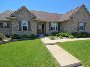 8990 Lake Dr, West Des Moines, IA 50266
