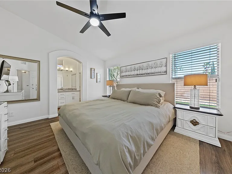 9848 Lenox Crest Pl — Photo 15