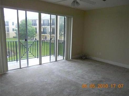 4th image of 1735 42nd Sq APT 102