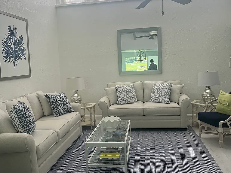 5909 43rd St W — Photo 1