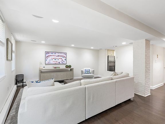 3rd image of 193 W Canton St APT 1