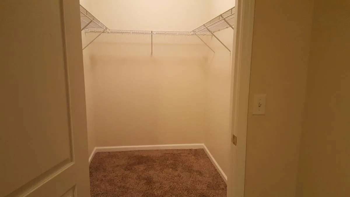 2 bed, 1214 sqft, $1,700 — Photo 4