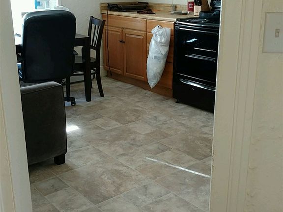 5th image of 430 Packard St APT 2