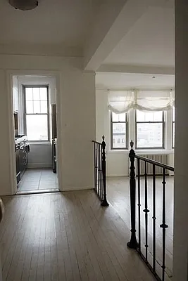 Rented by Domus Realty | media 31