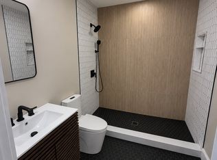 277 Lafayette St #1, Salem, MA 01970