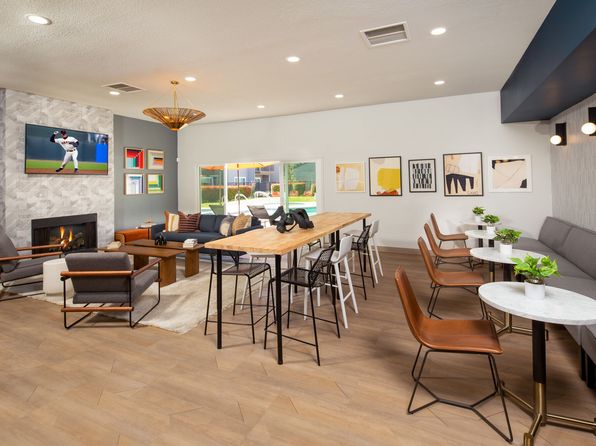 1401 Lakewood Ave #105