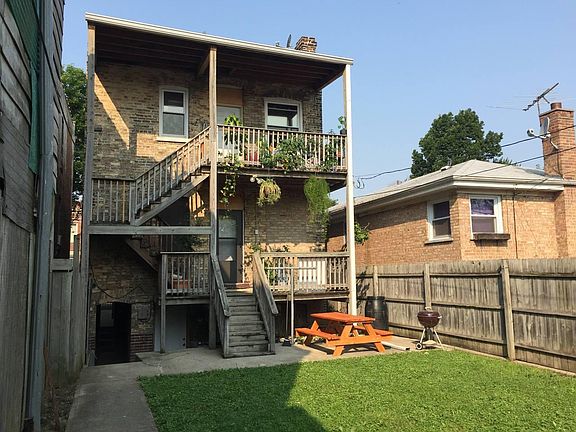 5th image of 1349 N Lawndale Ave #B