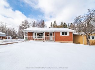 59 Mary St, Petawawa, ON K8H 1S2