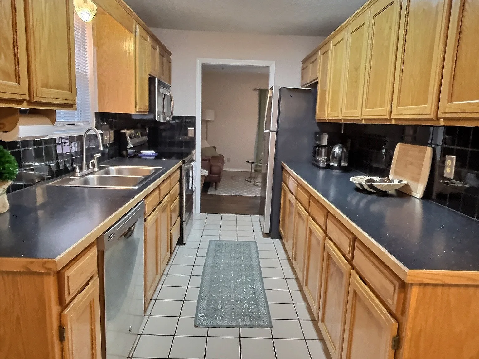 601 Camellia Dr — Photo 4